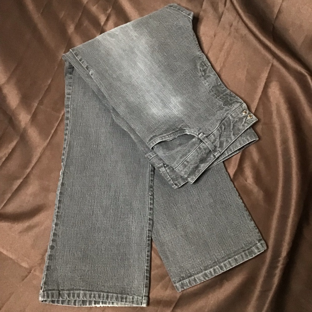 Halston jeans - Picture 5 of 6